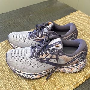 Brooks Ghost 14 women’s running shoe